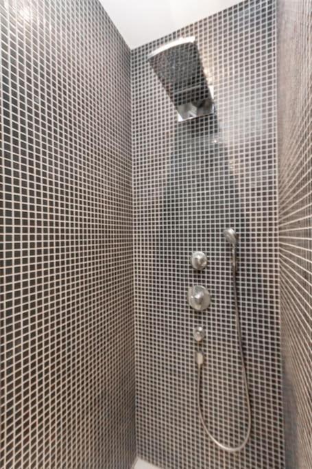 Bpr Sophisticated Astoria Suite With Balcony 布达佩斯 外观 照片